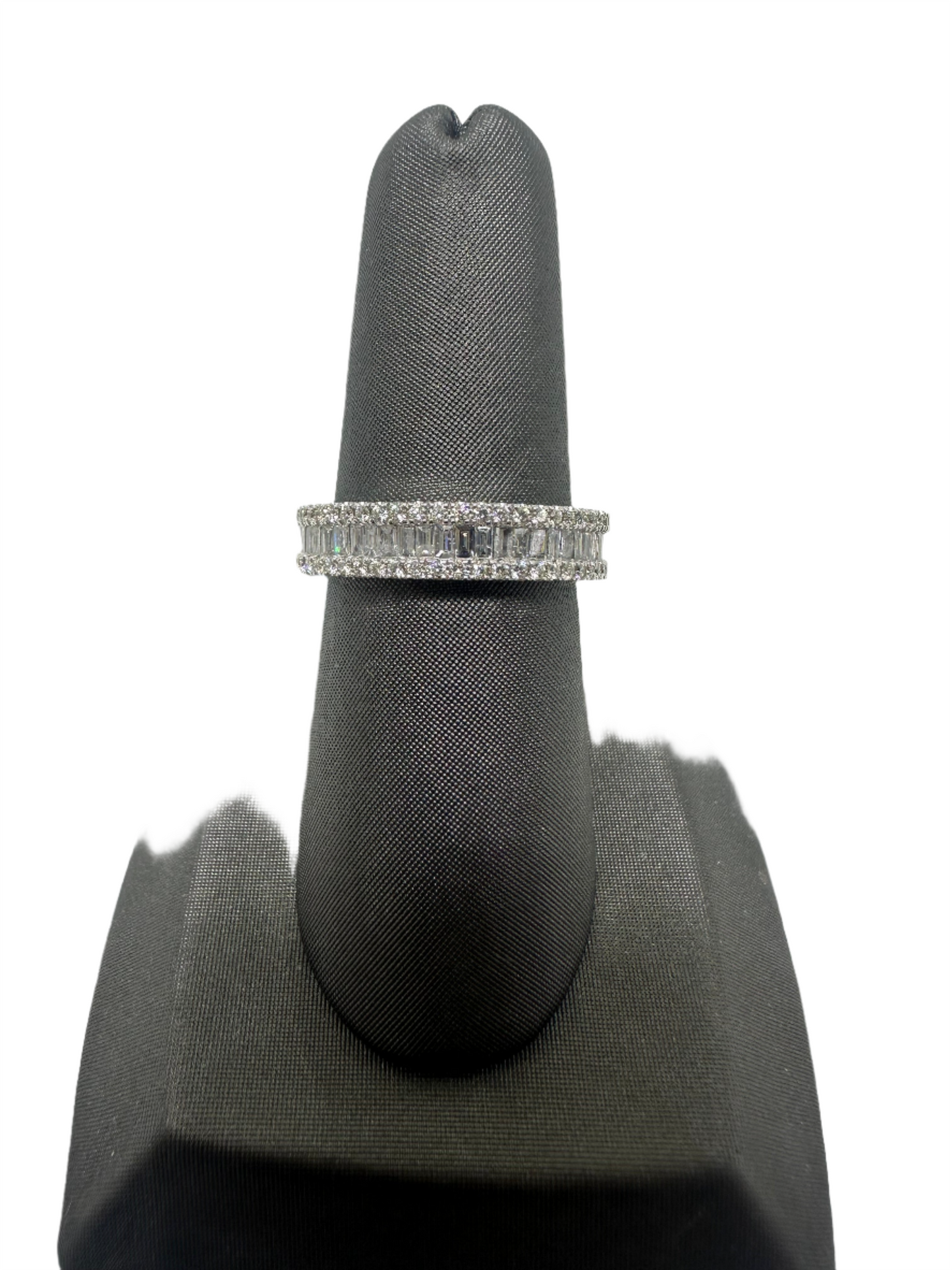 14K White Gold Diamond Eternity Band 1.65 CTW